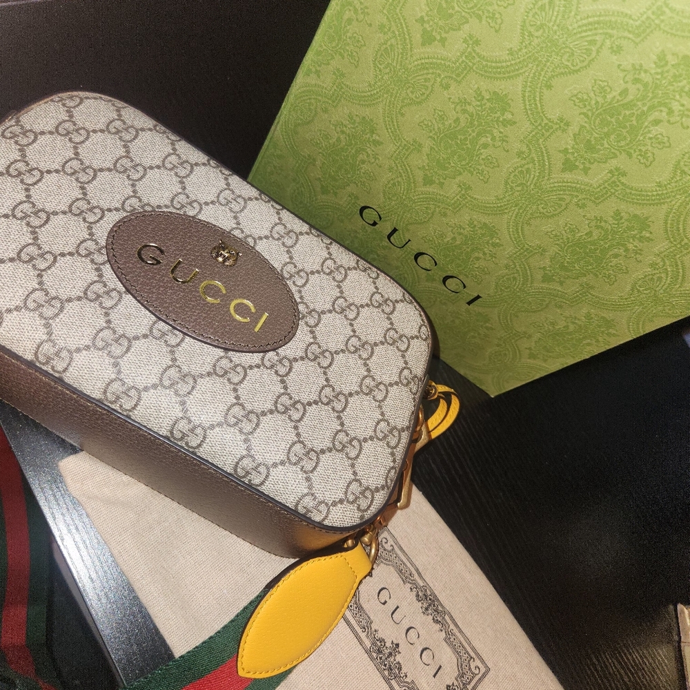 Gucci messenger/camera bag